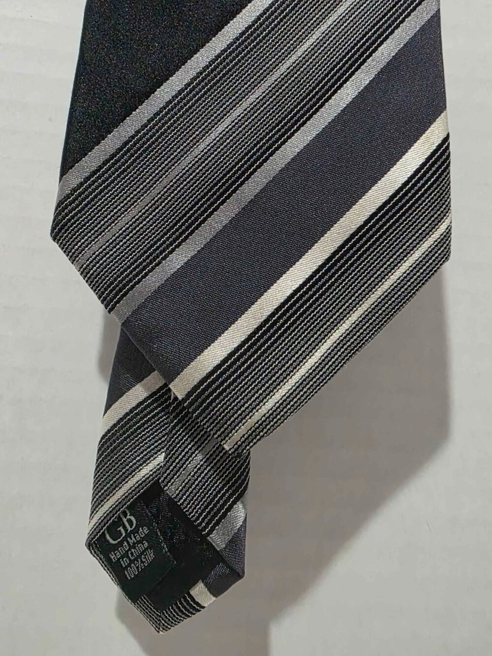 Geoffrey Beene Silk Tie Black Silver Grey Diagonal Stripe Necktie